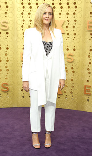 Samantha Bee feet photo 6