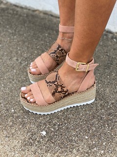 Samantha Belbel feet photo 17