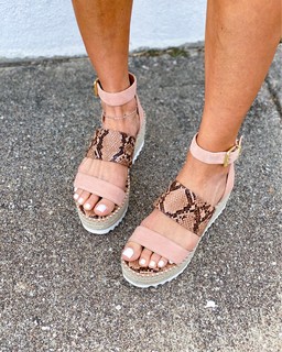 Samantha Belbel feet photo 18