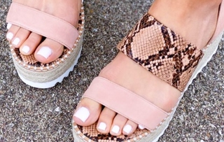 Samantha Belbel feet photo 3