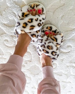 Samantha Belbel feet photo 9