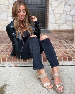 Samantha Belbel feet photo 14