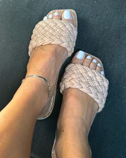 Samantha Belbel feet photo 11