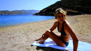 Samantha Brown feet photo thumbnail