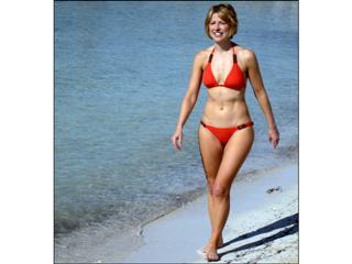 Samantha Brown feet photo thumbnail