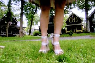 Samantha Brown feet photo thumbnail