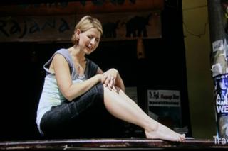 Samantha Brown feet photo thumbnail