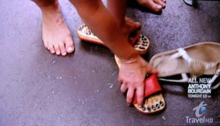 Samantha Brown feet photo thumbnail