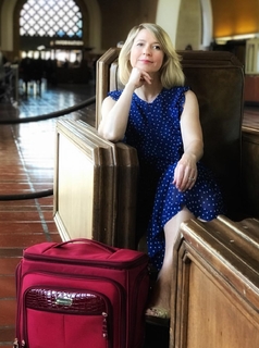Samantha Brown feet photo thumbnail