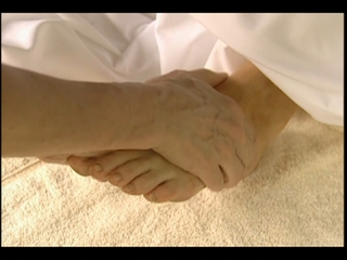 Samantha Brown feet photo thumbnail