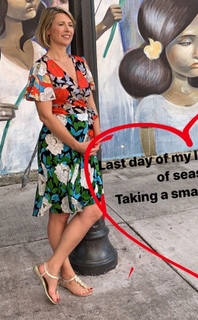 Samantha Brown feet photo thumbnail