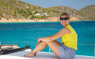 Samantha Brown feet photo thumbnail