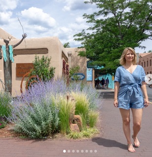 Samantha Brown feet photo thumbnail