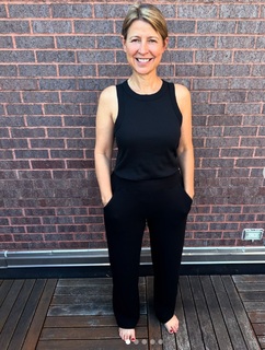 Samantha Brown feet photo thumbnail