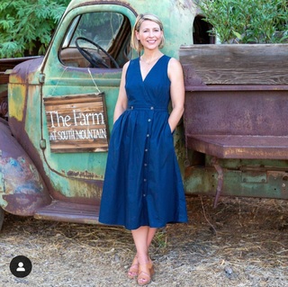 Samantha Brown feet photo thumbnail