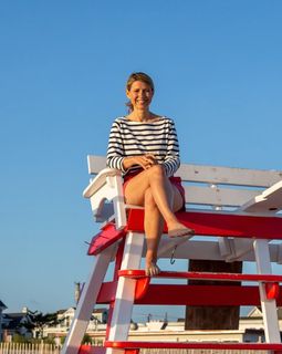 Samantha Brown feet photo thumbnail
