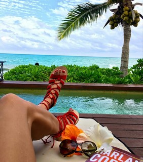 Samantha Busch feet photo 17