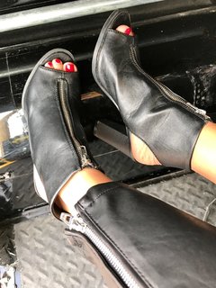 Samantha Busch feet photo 13