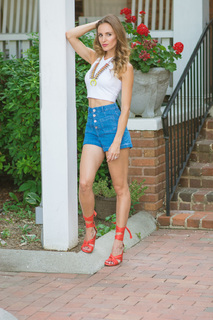 Samantha Busch feet photo 9