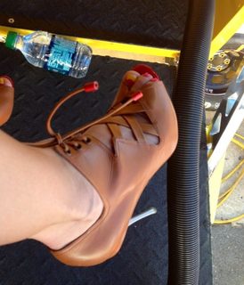 Samantha Busch feet photo 11