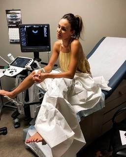 Samantha Busch feet photo 9