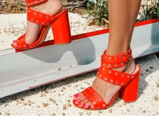 Samantha Busch feet photo 7