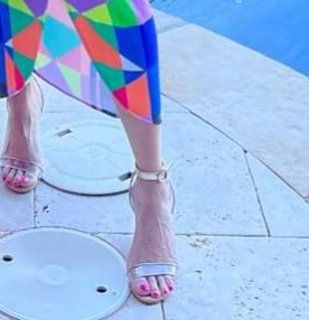 Samantha Busch feet photo 13