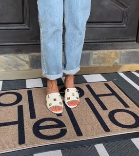 Samantha Busch feet photo 2