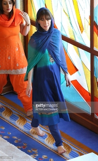 Samantha Cameron feet photo 9