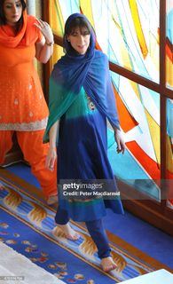 Samantha Cameron feet photo 4