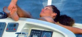 Samantha De Grenet feet photo thumbnail