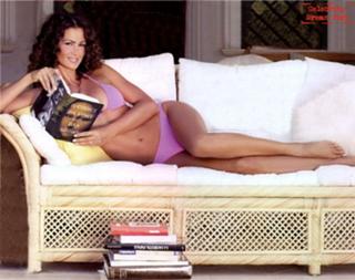 Samantha De Grenet feet photo thumbnail