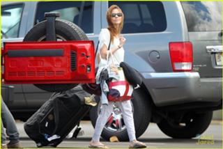 Samantha Droke feet photo 13