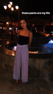Samantha Fekete feet photo 4