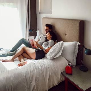 Samantha Fekete feet photo 1