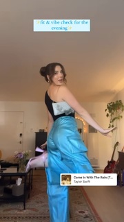Samantha Fekete feet photo 6