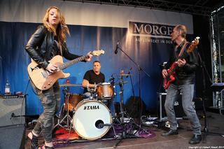 Samantha Fish feet photo 9