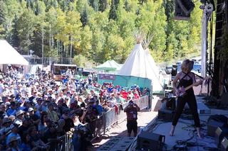 Samantha Fish feet photo 18