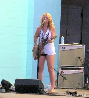Samantha Fish feet photo 11
