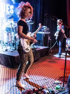 Samantha Fish feet photo 3