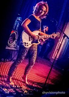 Samantha Fish feet photo 19