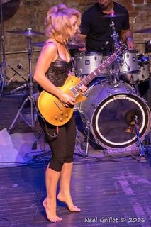 Samantha Fish feet photo 2