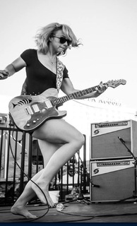 Samantha Fish feet photo 12