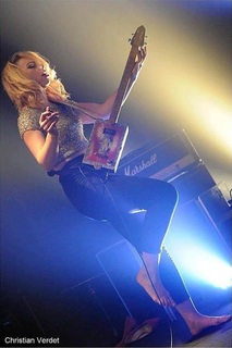 Samantha Fish feet photo 10