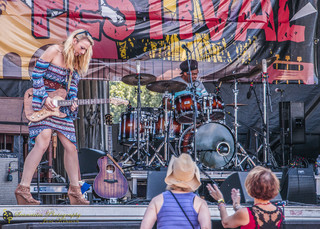 Samantha Fish feet photo 20