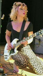 Samantha Fish feet photo 12
