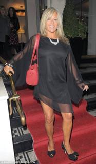 Samantha Fox feet photo thumbnail