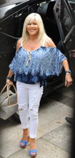 Samantha Fox feet photo thumbnail