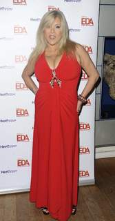 Samantha Fox feet photo thumbnail