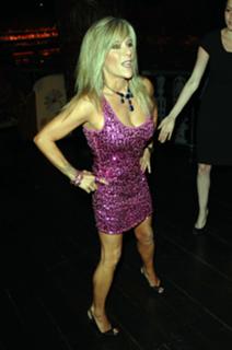 Samantha Fox feet photo thumbnail